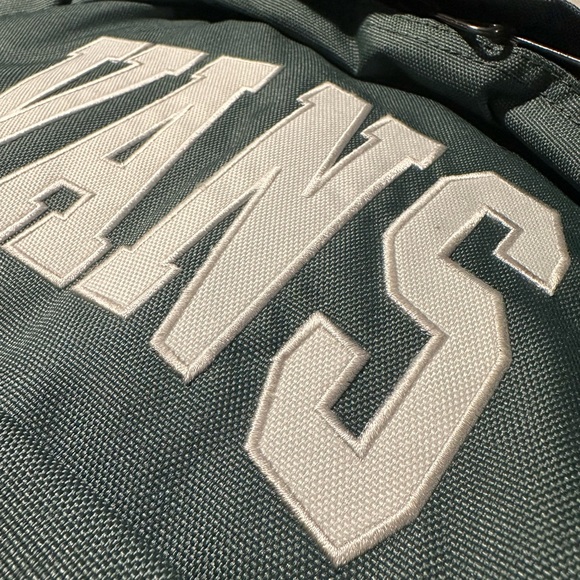 VANS Sold out, unisex, Old Skool Backpack in green, NWT - Picture 8 of 13